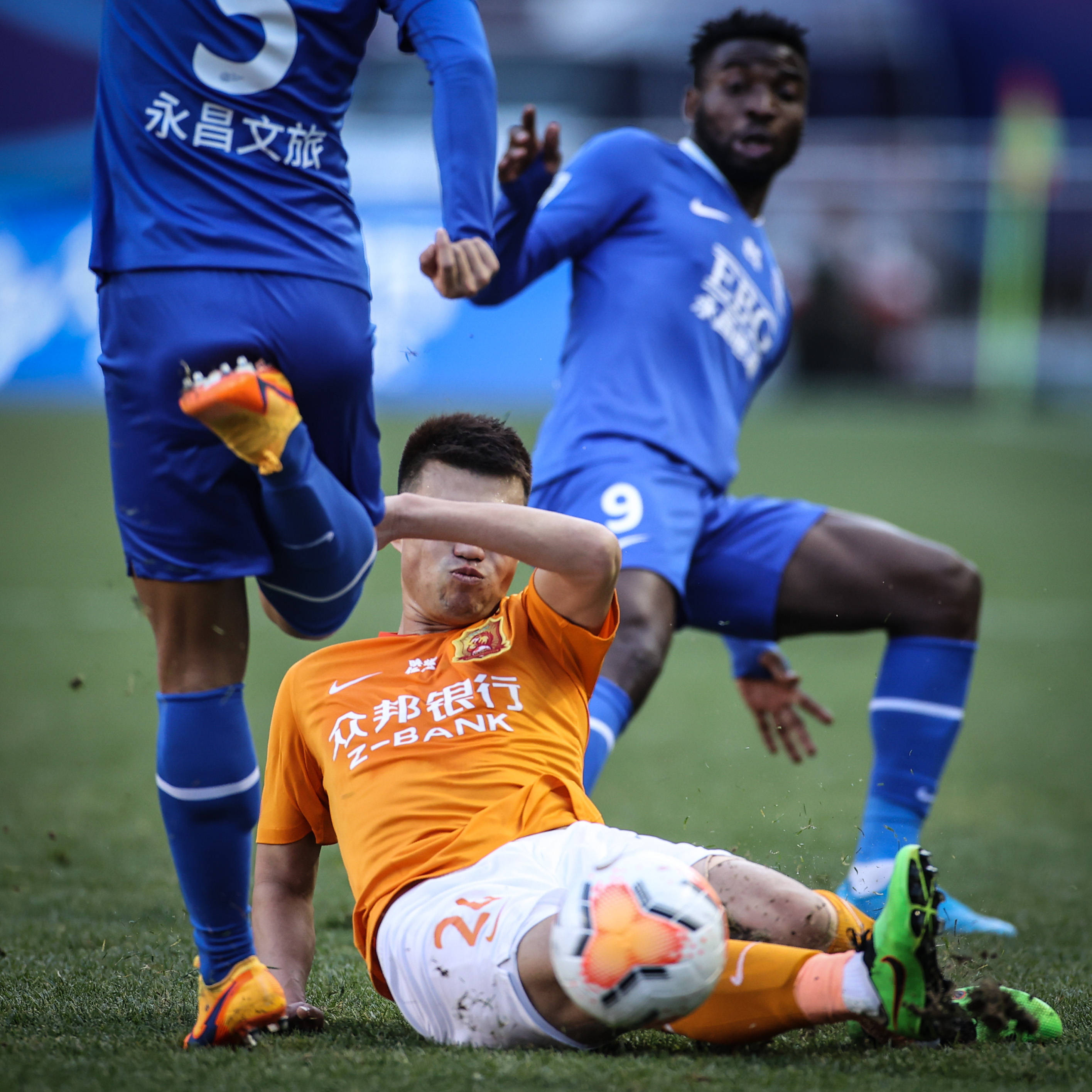 关于石家庄永昌客场逼平天津泰达，保持不败的信息